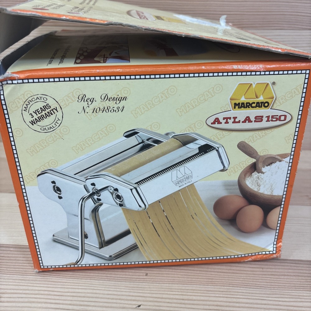 Marcato Atlas 150 Manual Pasta Maker w/ Clamp, Crank & Lasagne/Fettuccine - Picture 4 of 16
